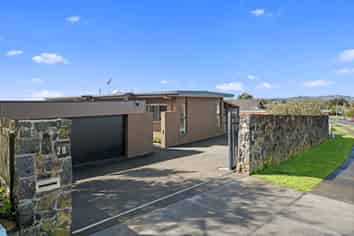 28 Luton Avenue, Sunnyhills