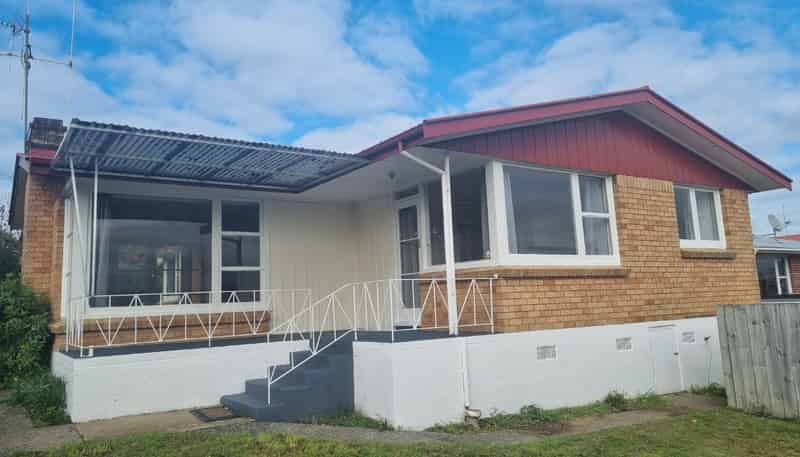325 Cobham Drive, Hillcrest