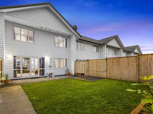 54 Pencaitland Drive, Flat Bush