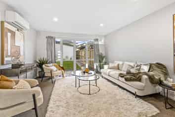 54 Pencaitland Drive, Flat Bush