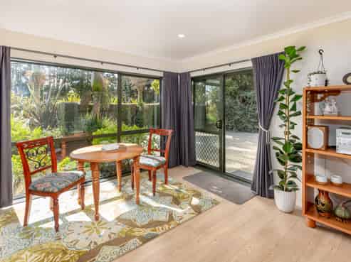 25A Parker Lane, Buckland