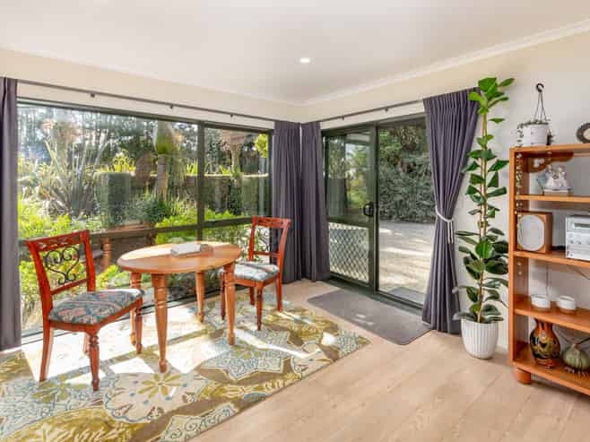 25A Parker Lane, Buckland