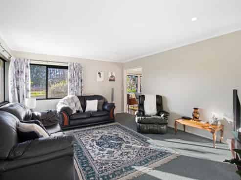 25A Parker Lane, Buckland