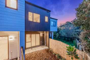 Auckland - Address withheld