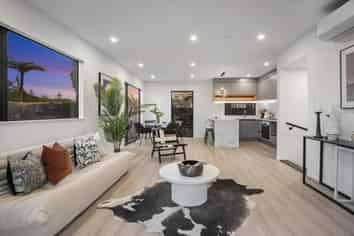 2/10 Boyd Avenue, Onehunga