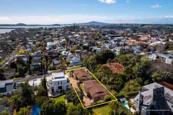 10 & 10A Glenbrook Street, Remuera