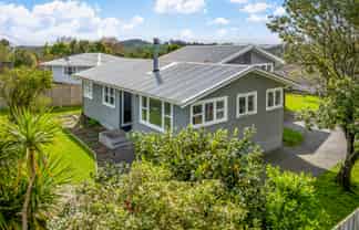 56 School Road, Wellsford