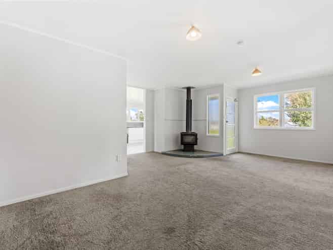 56 School Road, Wellsford