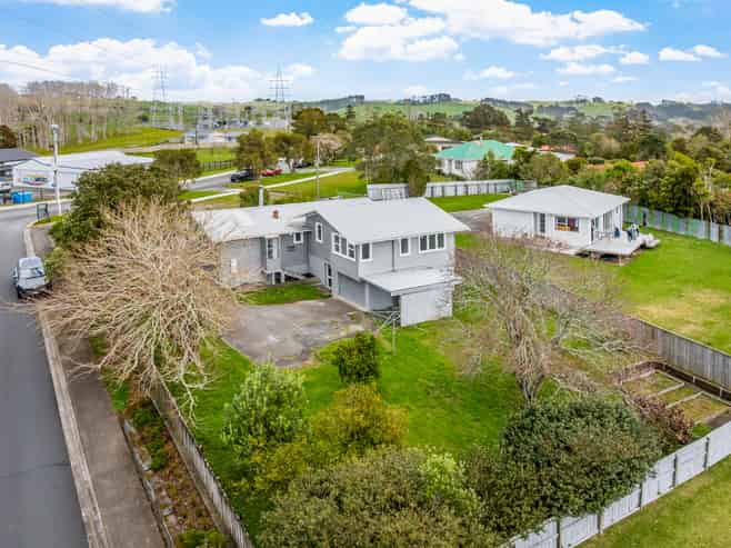 56 School Road, Wellsford