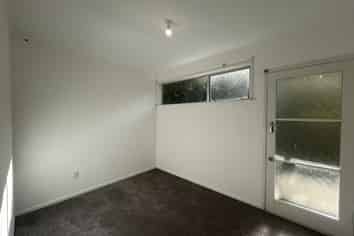9 Dunraven Place, Torbay