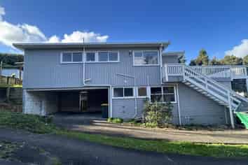 9 Dunraven Place, Torbay