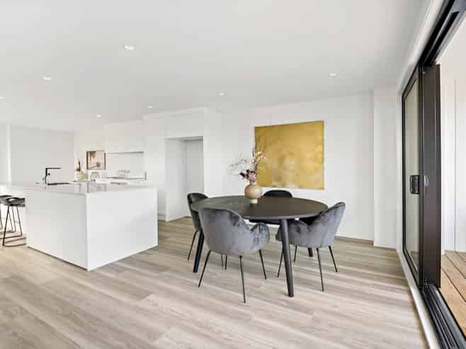 5D Riverview Road, Panmure