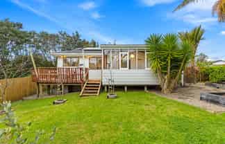 2/27 Edwin Freeman Place, Ranui