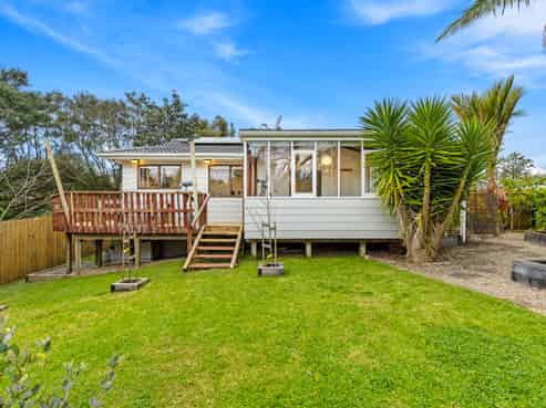 2/27 Edwin Freeman Place, Ranui