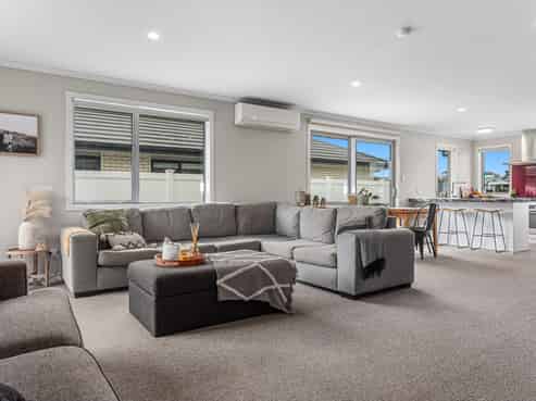 15 Kakariki Drive, Coastlands