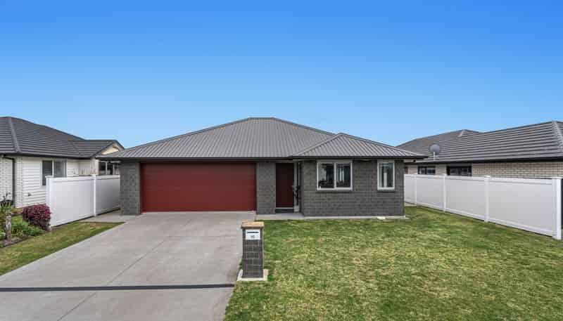 15 Kakariki Drive, Coastlands