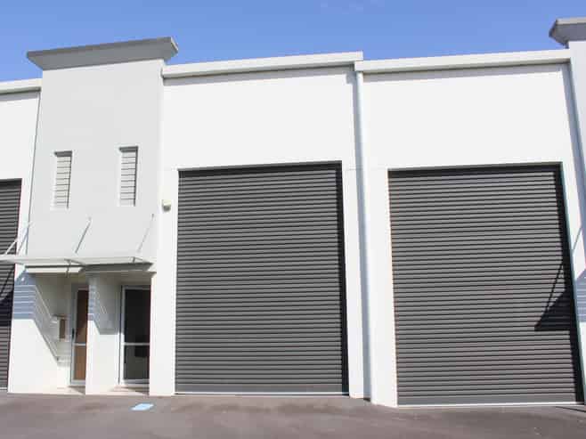 Modern 90sqm industrial unit