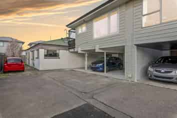 4/40 Longfellow Street, Sydenham