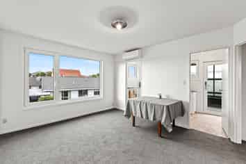 4/40 Longfellow Street, Sydenham