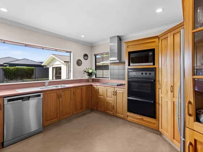 128 Brookvale Road, Havelock North
