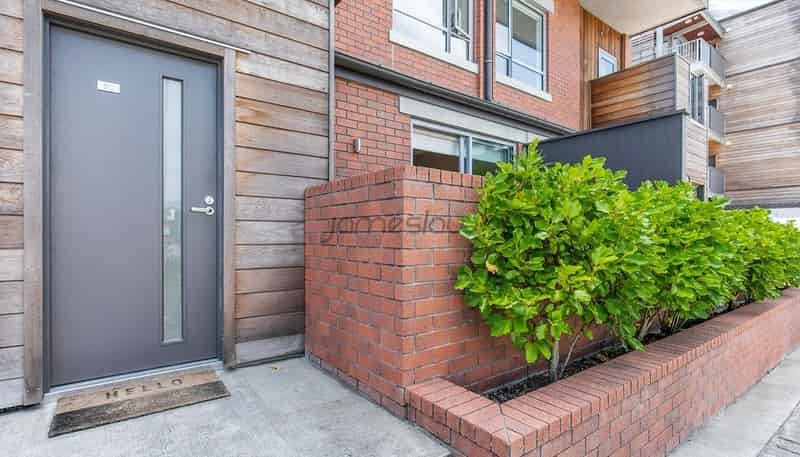 5C/160 Hobsonville Point, Hobsonville