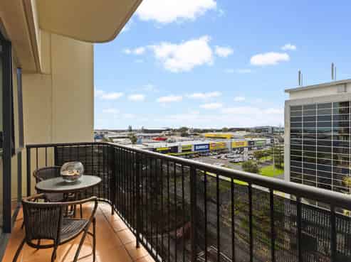 6H/18 Ronwood Avenue, Manukau