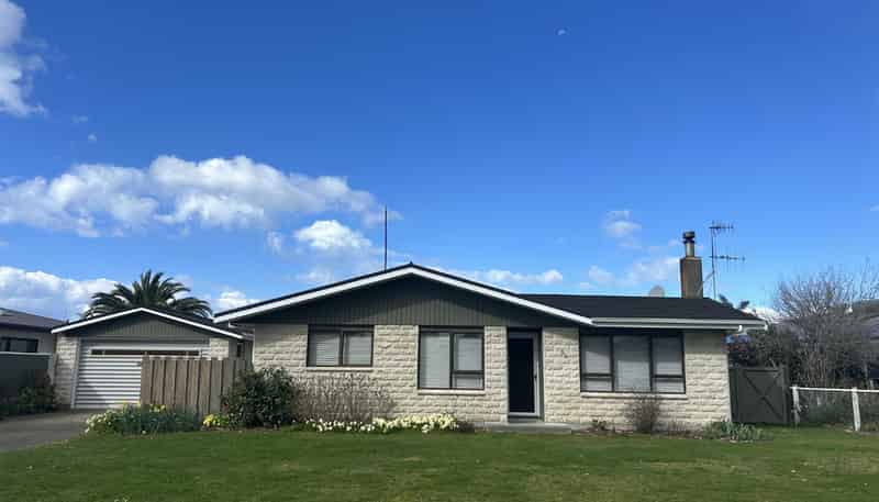 18 Mckeefry Avenue, Greenmeadows