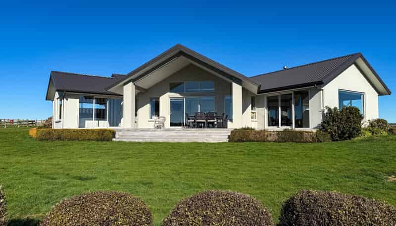 200 Cunningham Road, Waikaka Valley