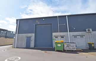 RARE WAREHOUSE ON LUNN AVE
