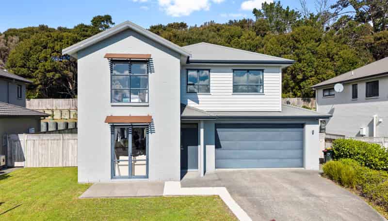 45 Mackay Drive, Greenhithe