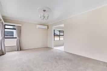 16 Esperanto Road, Papatoetoe