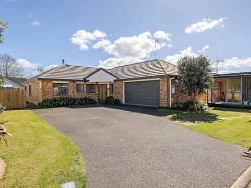 11 Belmont Rise, Katikati