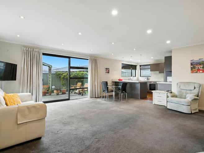 7B Lanark Street, MOSGIEL