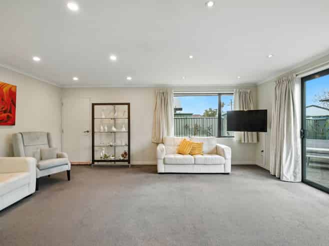7B Lanark Street, MOSGIEL