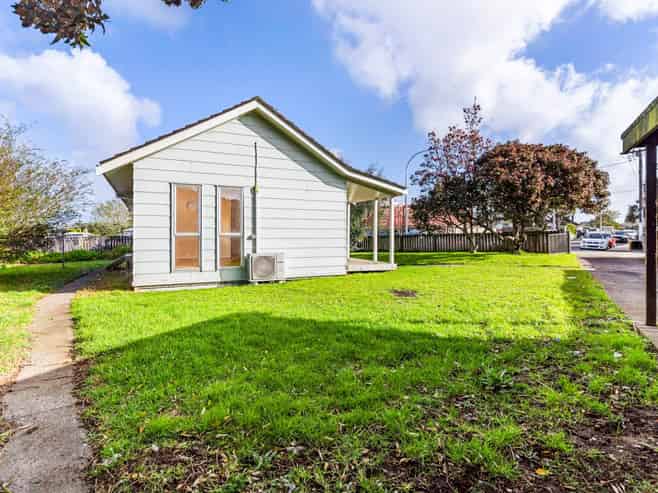 18 Hilda Road, Favona