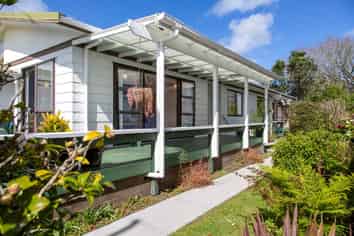 15 Karaka Street, Helensville