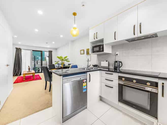 19/18 Hewlett Road, Massey