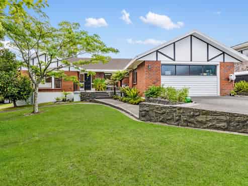 12 Maaka Place, Saint Johns