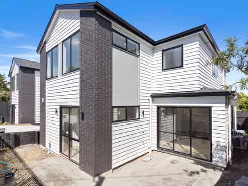 101A Beach Road, Te Atatu Peninsula