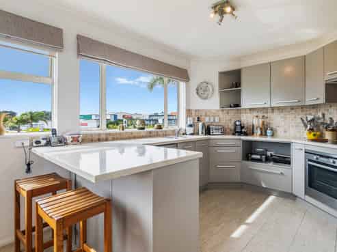 30 Elan Place, Stanmore Bay