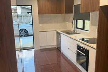 35 Christmas Road, Manurewa