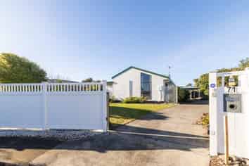 71 Shrimpton Road, Haumoana
