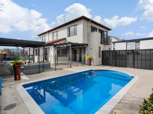 72 Mount Taylor Drive, Glendowie