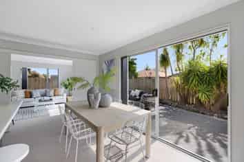23 Lisa Place, Brookfield