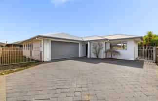 23 Lisa Place, Brookfield