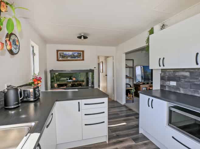 16 Scott Drive, Flaxmere