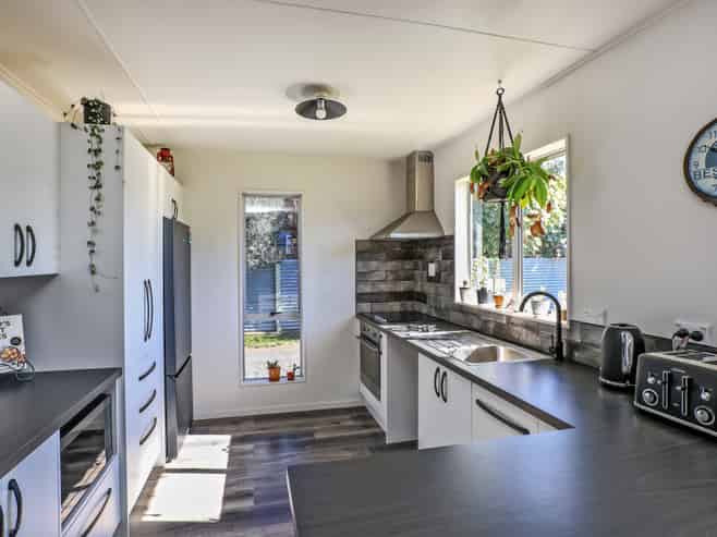 16 Scott Drive, Flaxmere