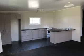 8 Guy St, Waipawa
