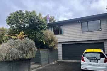 2/25 Kiddle Drive, Hilltop