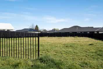 5 Petre Lane, East Taieri